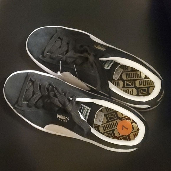 Puma Sneakers Boys Kids Size 7m 7c 7 Black Gray Side Stripe Suede Low To… - Picture 4 of 15